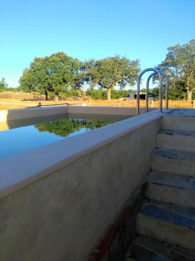 Eco-Lodge En La Reserva Privada Campanarios De Azaba - Proyecto De Conservacion Espeja Ngoại thất bức ảnh